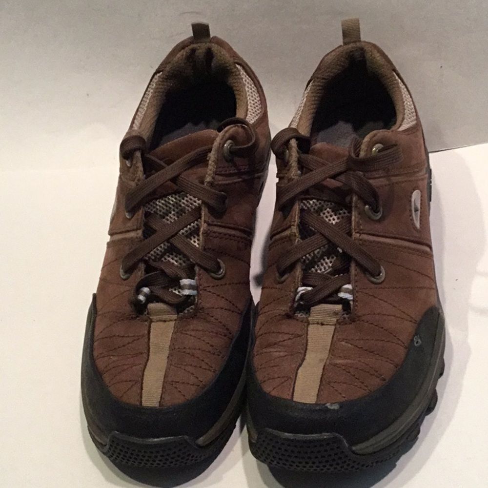 Hiking Sneakers Womens’s